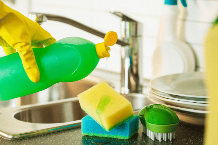 Precautions for Cleaning Granite Countertops in the Kitchen