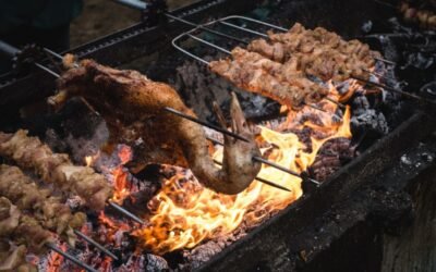The Pros and Cons of Charcoal vs Gas Grill